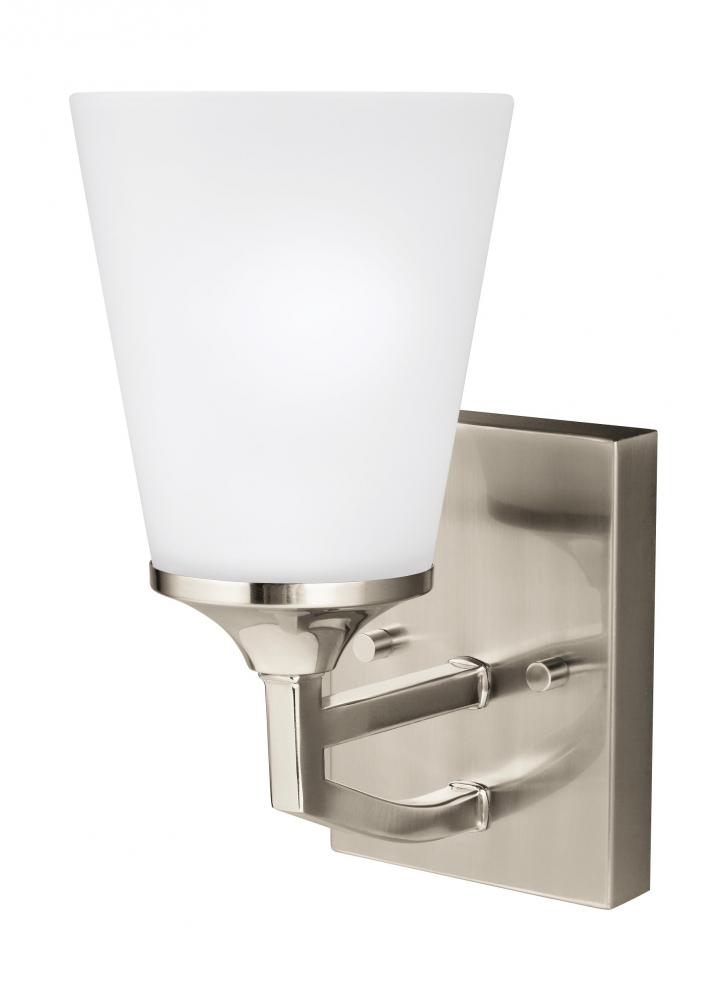 Hanford traditional 1-light indoor dimmable bath vanity wall sconce in brushed nickel silver finish