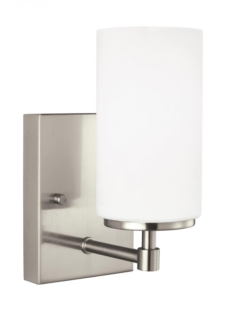 Alturas contemporary 1-light indoor dimmable bath vanity wall sconce in brushed nickel silver finish